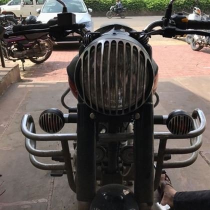 Silver & Black Metal Headlight Grill For Royal Enfield Classic (5)