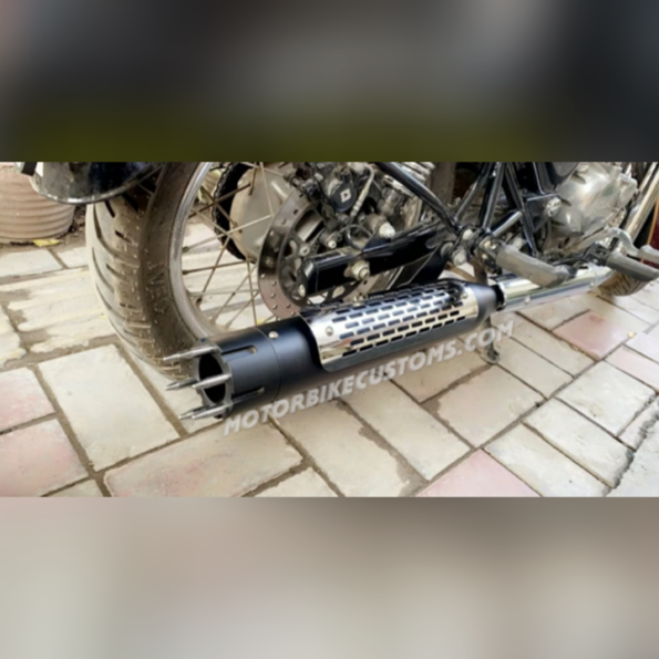 Globe D-Shooter Exhaust For Royal Enfield (1)