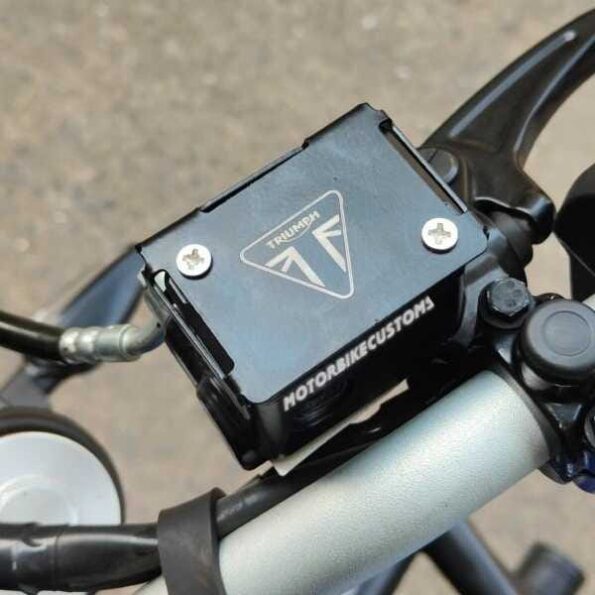 Master Cylinder Cover For Triumph Speed 400 (1)
