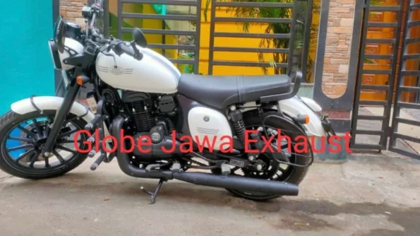 Globe Harley Shooter Exhaust For Jawa